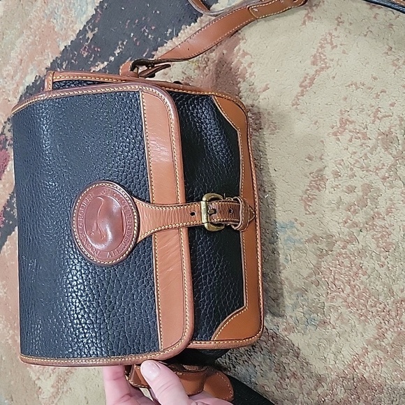 Dooney & Bourke Handbags - Vintage Dooney & Bourke pebbled bag